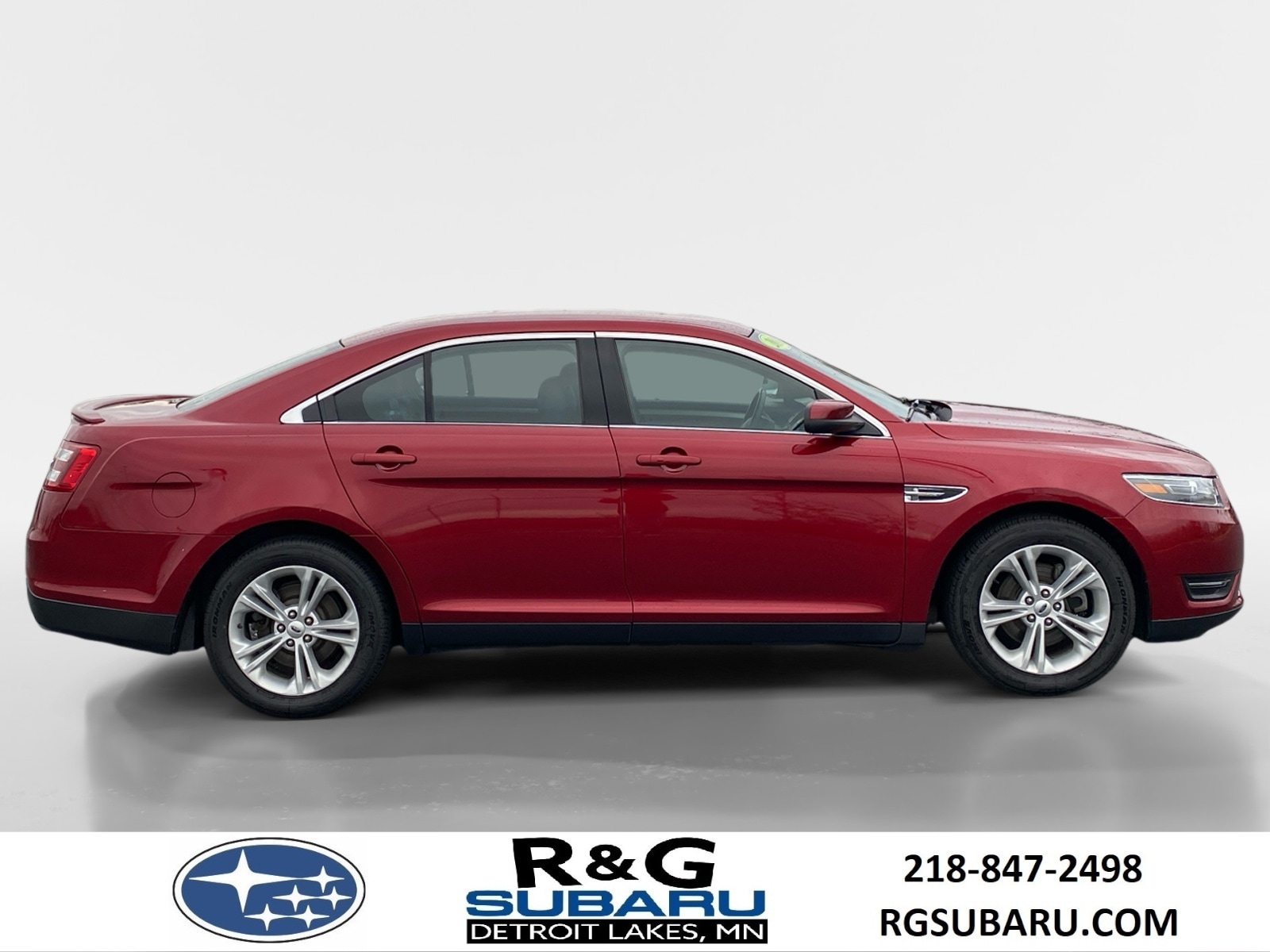Used 2018 Ford Taurus SEL with VIN 1FAHP2E86JG134857 for sale in Detroit Lakes, Minnesota