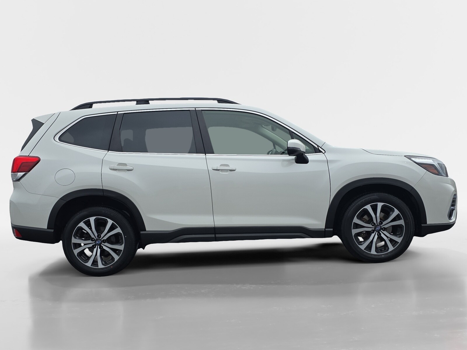 Used 2019 Subaru Forester Limited with VIN JF2SKAUC6KH531500 for sale in Detroit Lakes, Minnesota