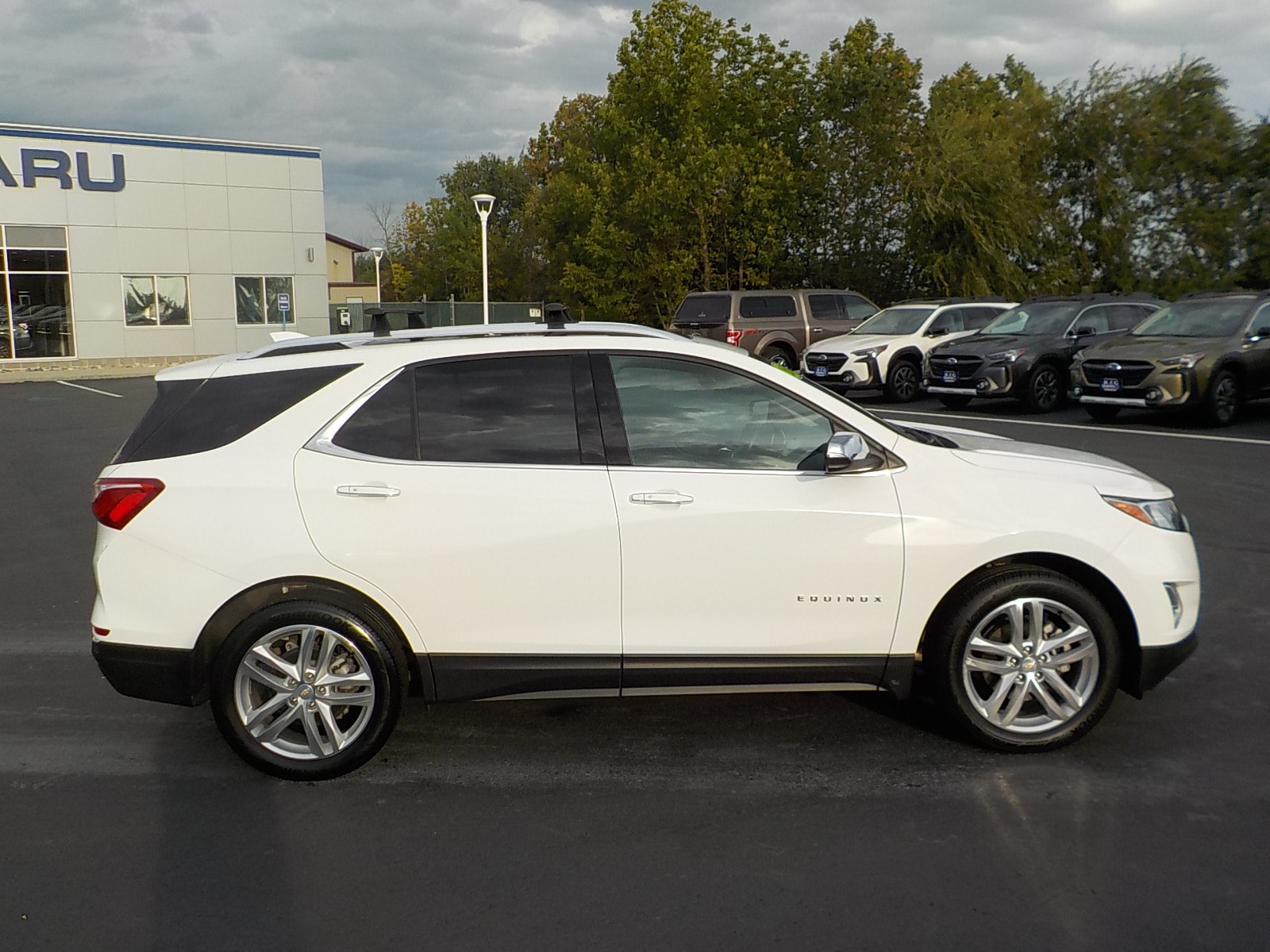 Used 2018 Chevrolet Equinox Premier with VIN 2GNAXWEX4J6146586 for sale in Detroit Lakes, MN