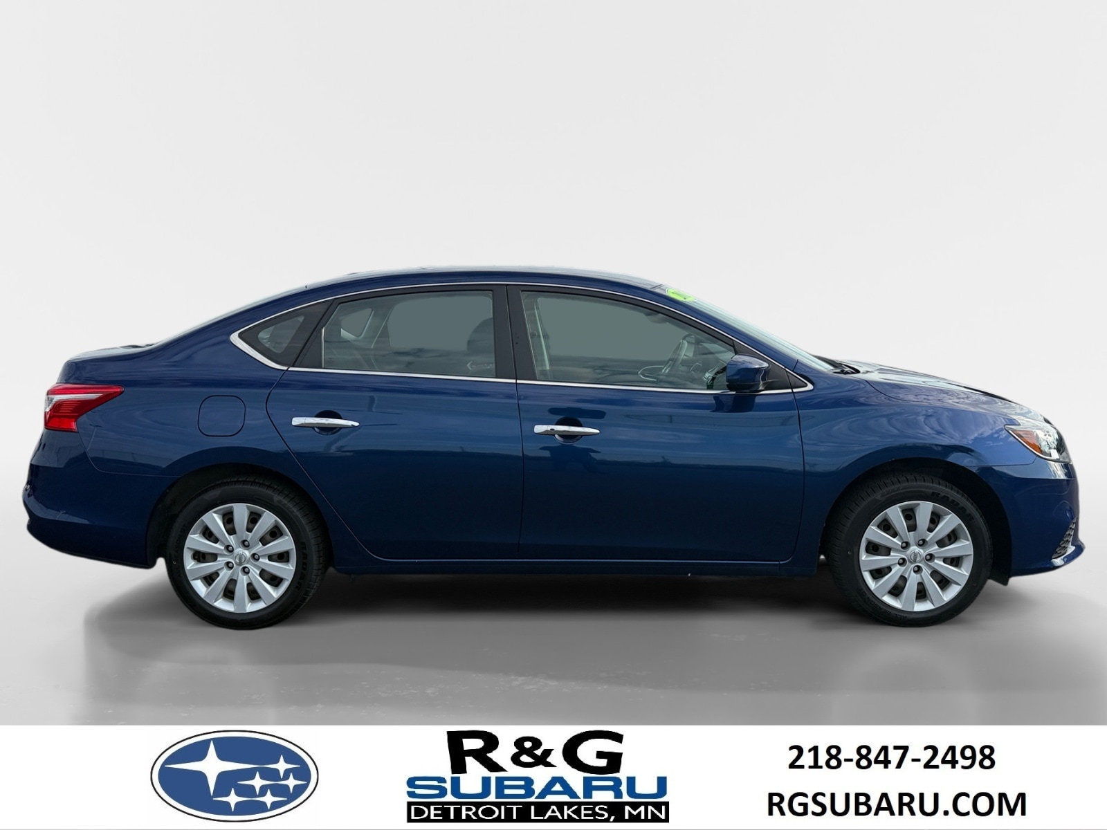 Used 2017 Nissan Sentra SV with VIN 3N1AB7AP3HY402862 for sale in Detroit Lakes, Minnesota