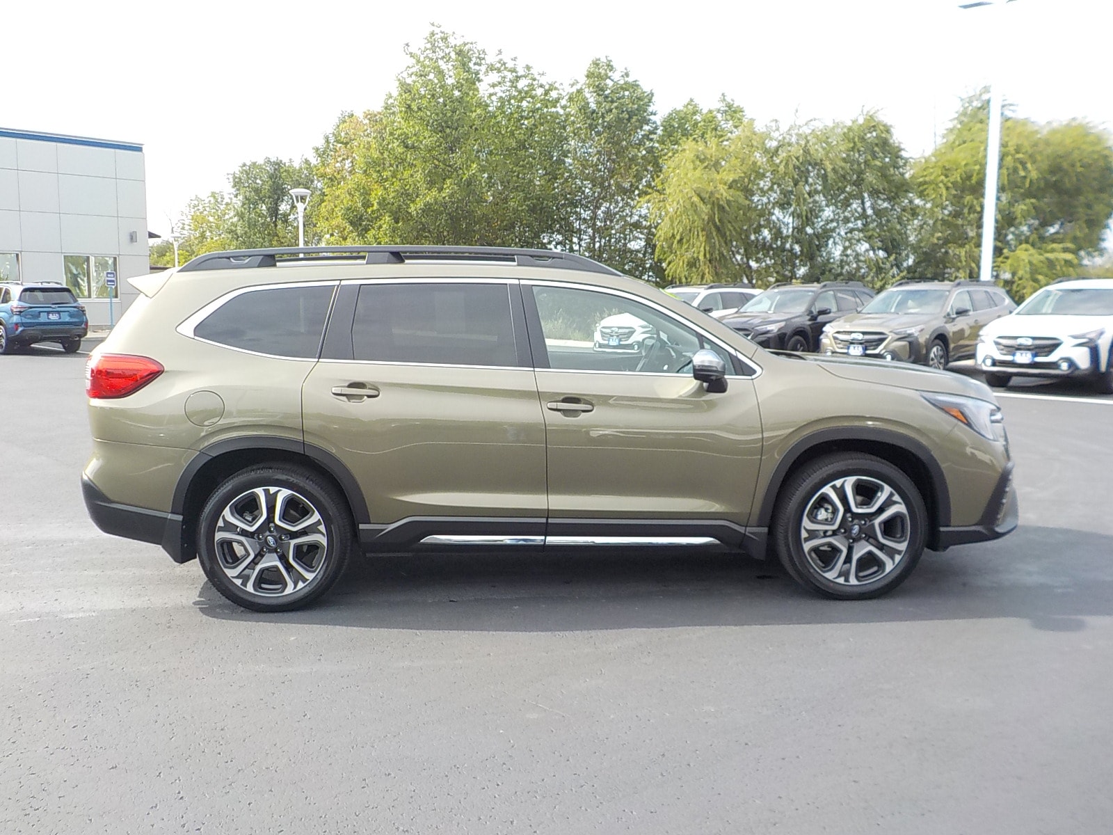 Certified 2023 Subaru Ascent Limited with VIN 4S4WMAUD6P3407150 for sale in Detroit Lakes, MN