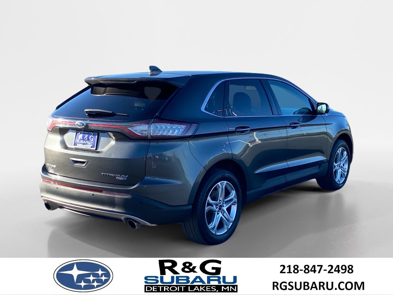 2018 Ford Edge Titanium photo 3