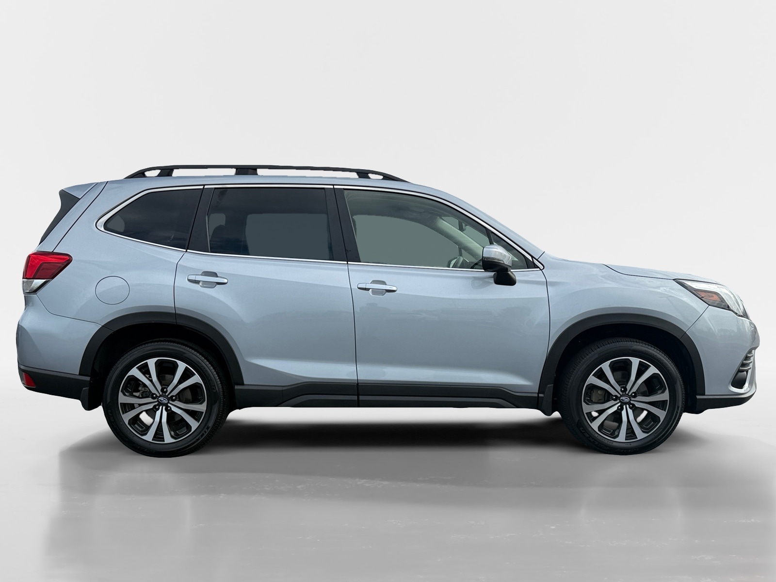 Used 2023 Subaru Forester Limited with VIN JF2SKAPC1PH533223 for sale in Detroit Lakes, Minnesota
