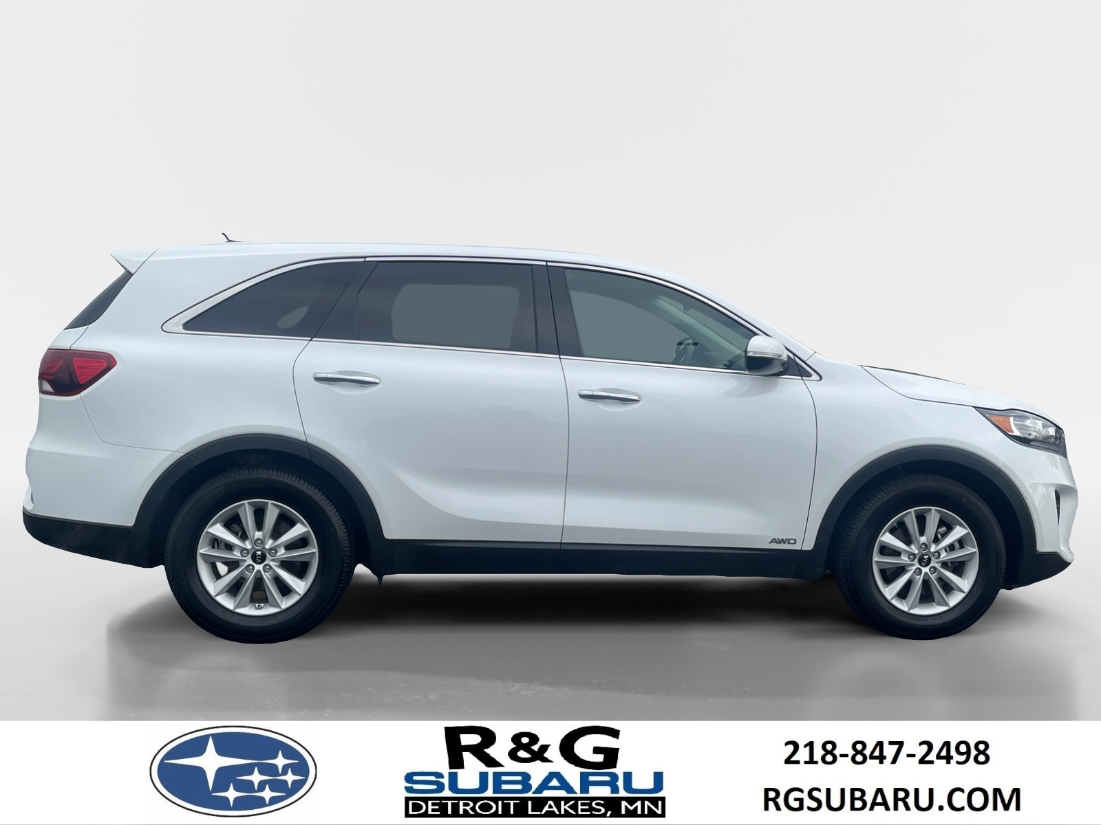 Used 2019 Kia Sorento LX with VIN 5XYPGDA55KG484286 for sale in Detroit Lakes, Minnesota