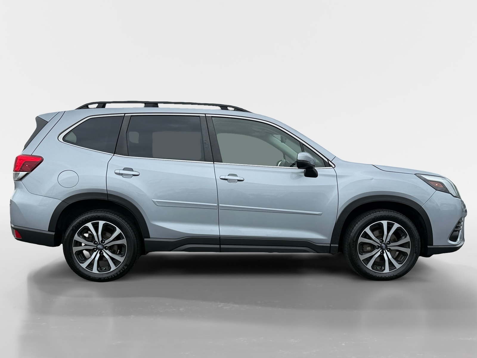 Used 2022 Subaru Forester Limited with VIN JF2SKAPC1NH514779 for sale in Detroit Lakes, Minnesota