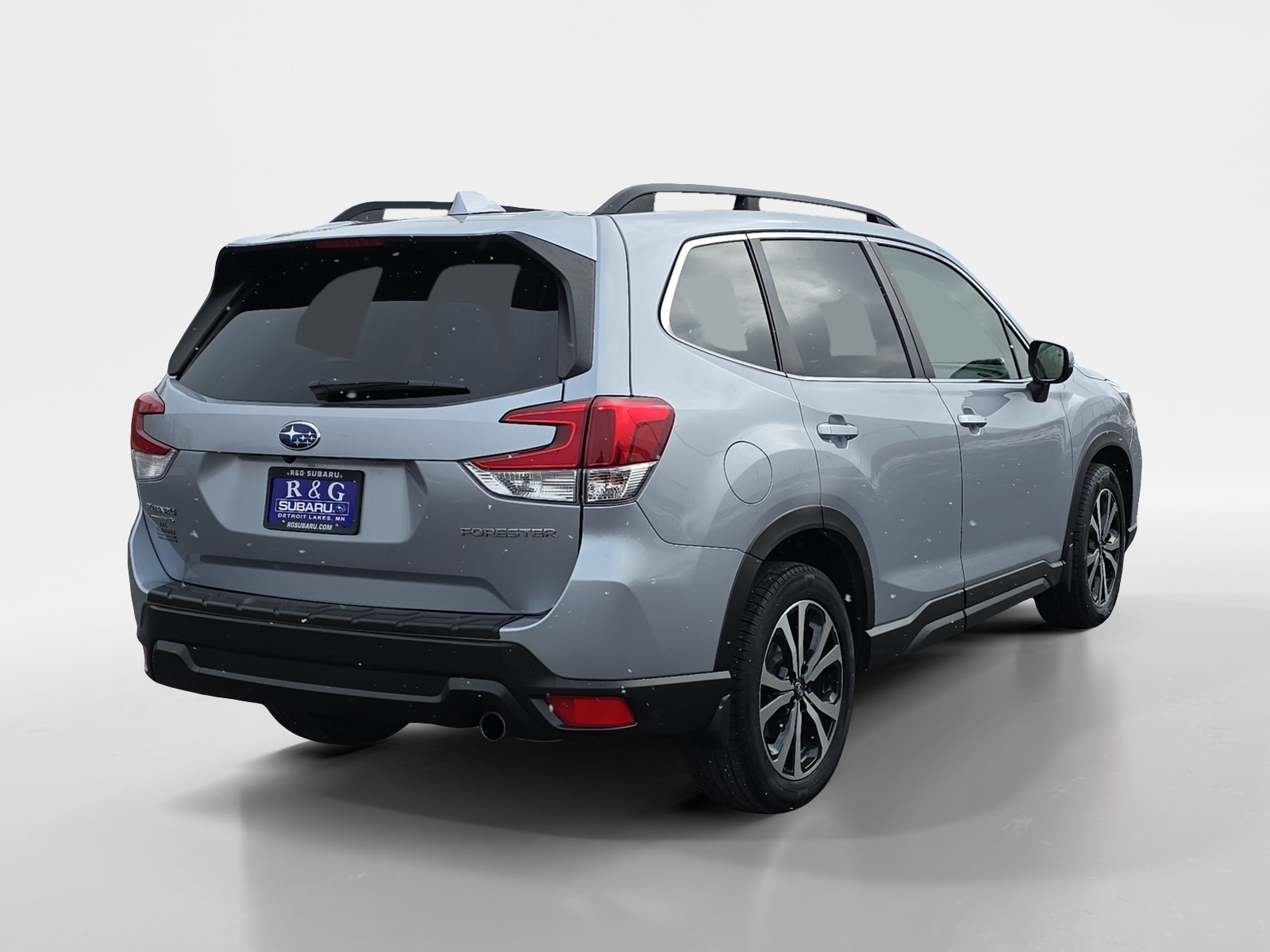 Used 2020 Subaru Forester Limited with VIN JF2SKASC0LH450545 for sale in Detroit Lakes, Minnesota