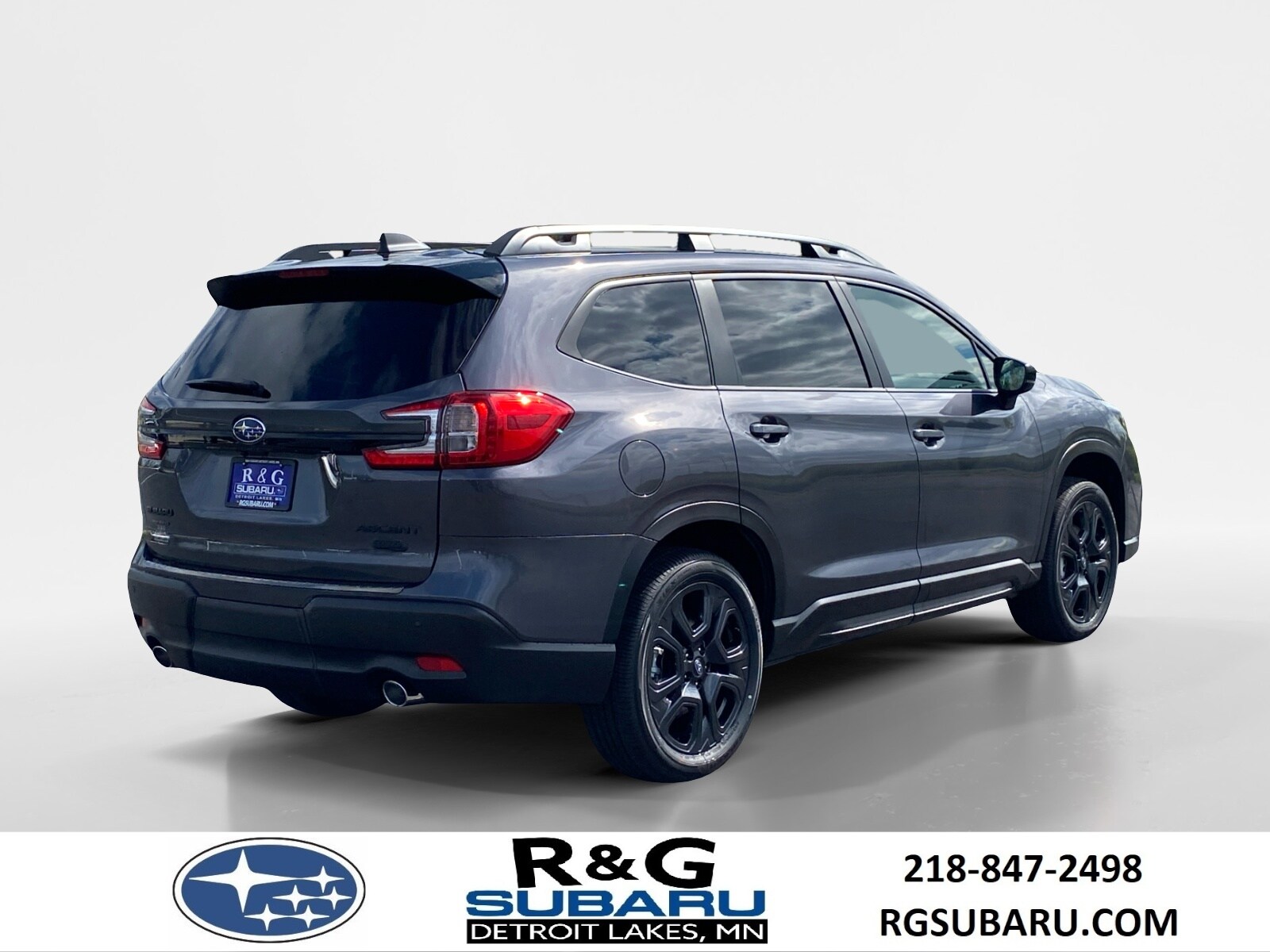 2025 Subaru Ascent Onyx Edition photo 3