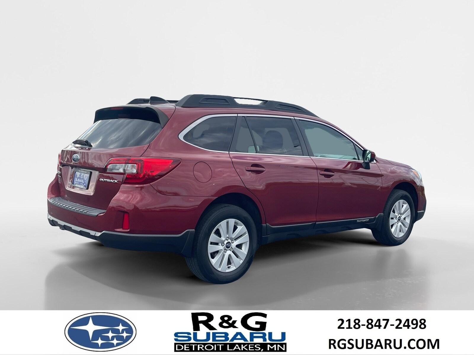 2016 Subaru Outback Premium photo 2