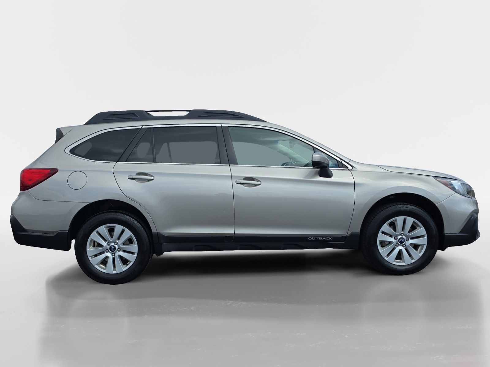 Used 2019 Subaru Outback Premium with VIN 4S4BSAFC3K3314541 for sale in Detroit Lakes, Minnesota