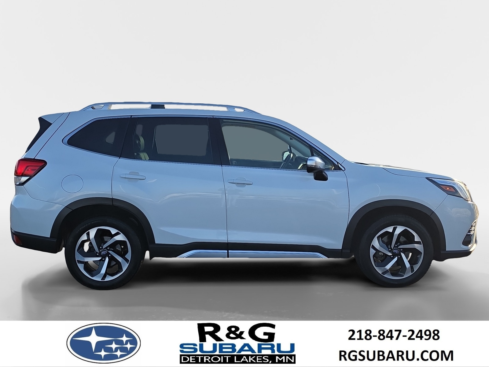 Used 2022 Subaru Forester Touring with VIN JF2SKARC6NH512880 for sale in Detroit Lakes, Minnesota