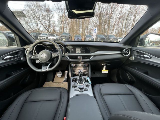 2026 Alfa Romeo Stelvio Base - Photo 12