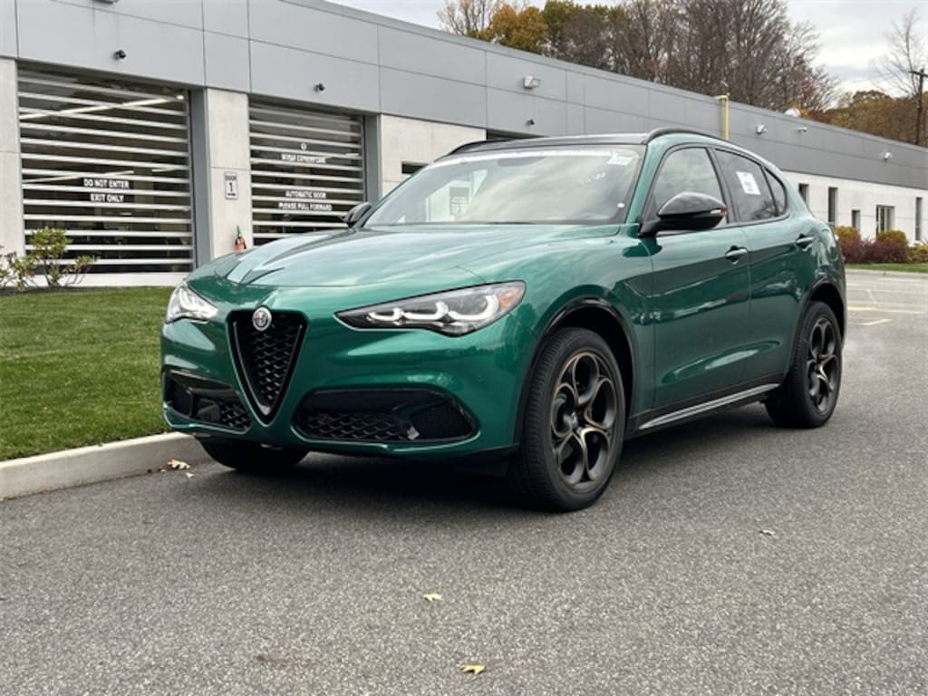 New 2025 Alfa Romeo Stelvio INTENSA AWD Sport Utility