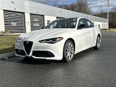 2025 Alfa Romeo Giulia AWD Sedan