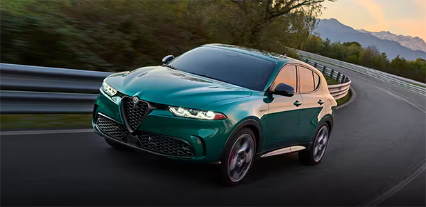 2023 Alfa Romeo Tonale plug-in hybrid for sale NJ