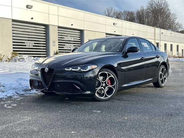 2026 Alfa Romeo Giulia Giulia AWD's photo