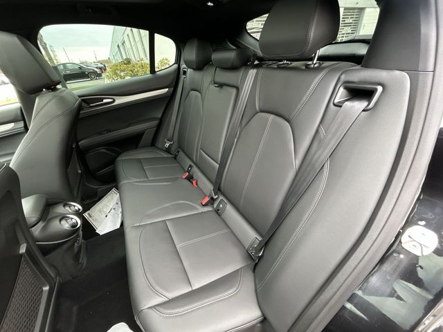 2026 Alfa Romeo Stelvio Base - Photo 13