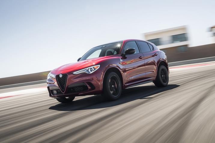 2019 Alfa Romeo Stelvio Awards