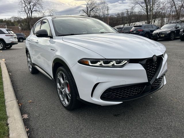 Used 2024 Alfa Romeo Tonale Veloce with VIN ZASPATDW5R3044958 for sale in Upper Saddle River, NJ