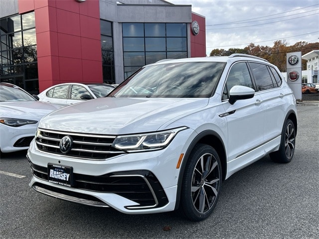 2022 Volkswagen Tiguan SEL R-LINE