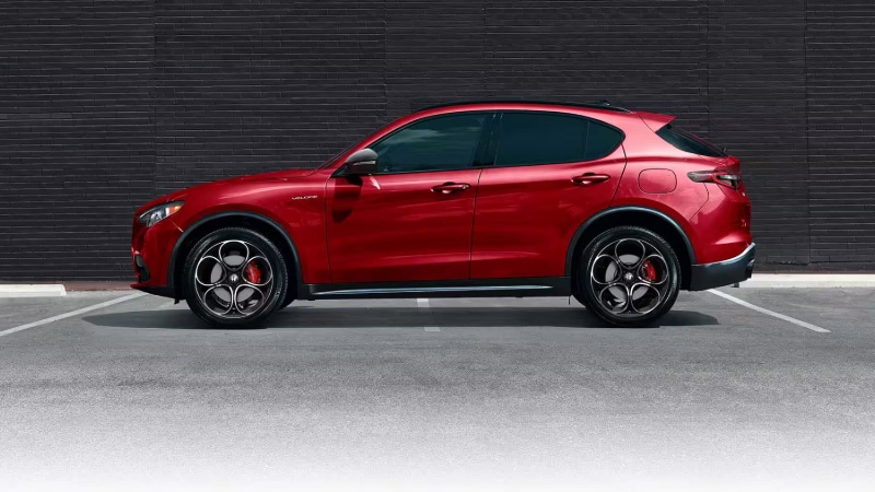 2024 Alfa Romeo Stelvio Competizione 