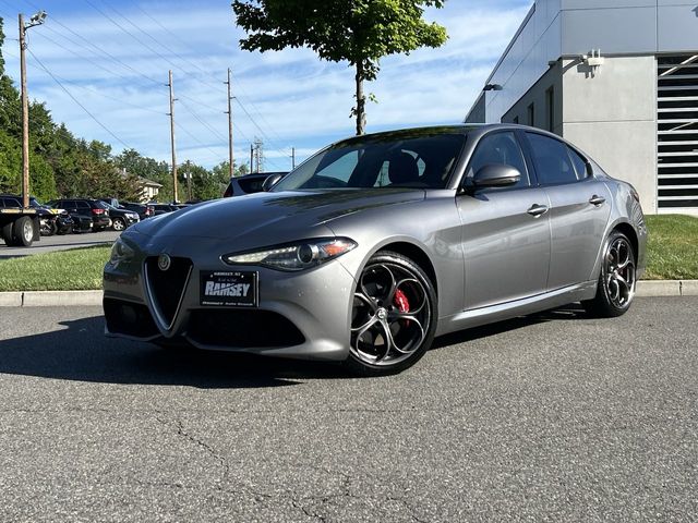2018 Alfa Romeo Giulia 2.0 Ti Sport Auto AWD's photo