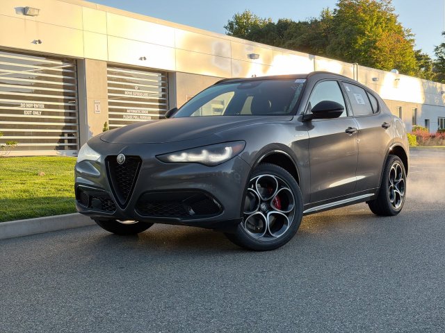  Alfa Romeo Stelvio