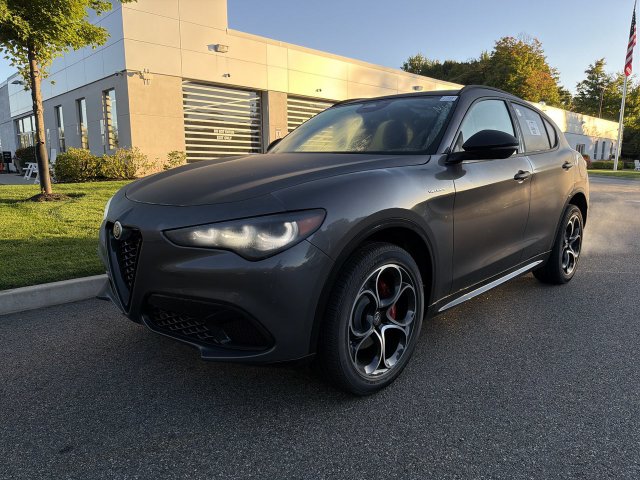 New 2026 Alfa Romeo Stelvio AWD Sport Utility
