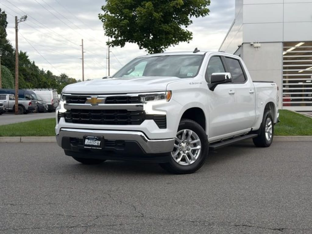 Used 2022 Chevrolet Silverado 1500 LT Truck