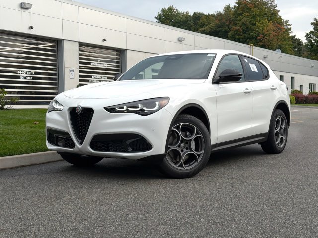  Alfa Romeo Stelvio