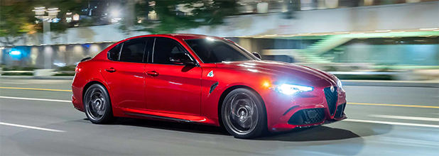 Giulia Quadrifoglio 505-hp,-2.9L, twin-turbocharged V6 engine
