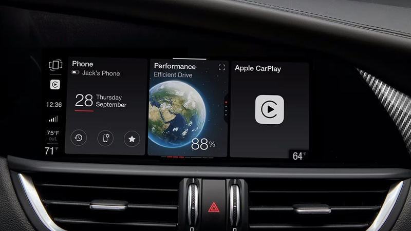 RAlfa-24-stelvio-quad-touchscreen-0324.png