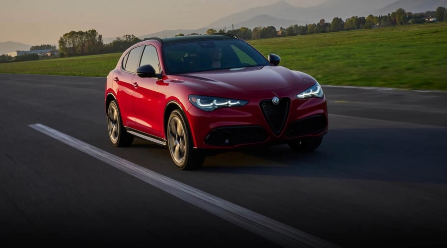 2025 Alfa Romeo Stelvio