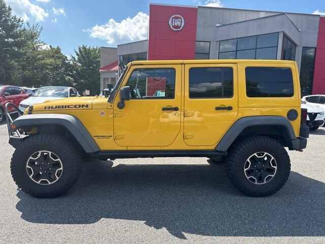 Used 2015 Jeep Wrangler Unlimited Rubicon with VIN 1C4BJWFG8FL515428 for sale in Saddle River, NJ