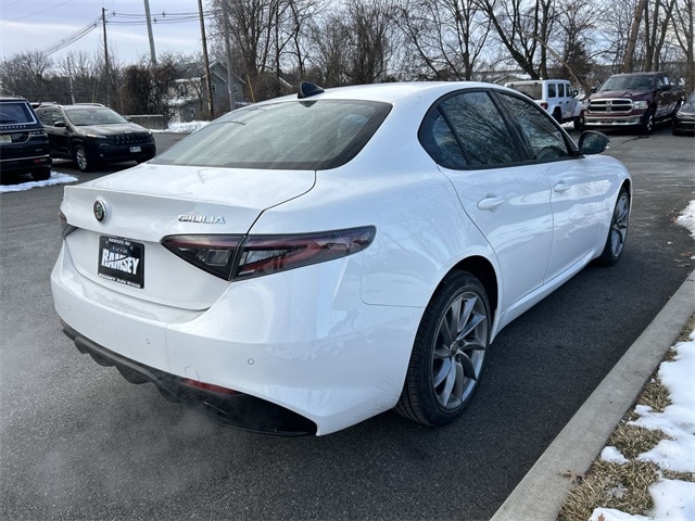 2026 Alfa Romeo Giulia Base - Photo 8