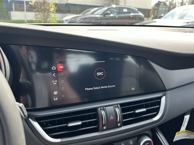 2026 Alfa Romeo Giulia Base - Photo 20