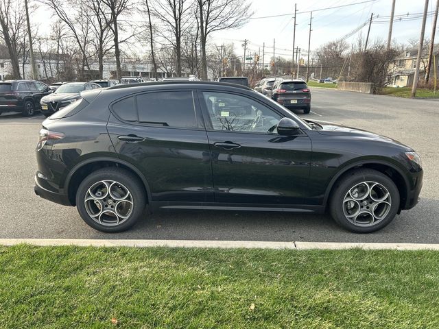 2026 Alfa Romeo Stelvio Base - Photo 9