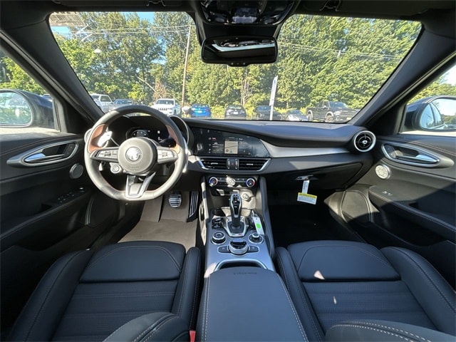 2025 Alfa Romeo Giulia Intensa - Photo 12