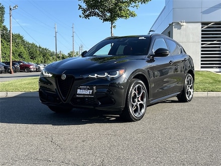 2024 Alfa Romeo Stelvio Veloce SUV