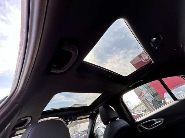 2026 Alfa Romeo Giulia Base - Photo 24