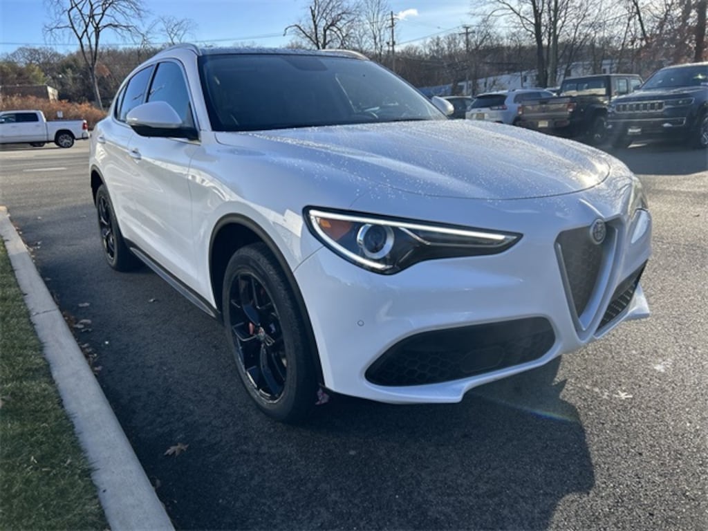Used 2019 Alfa Romeo Stelvio Ti SUV