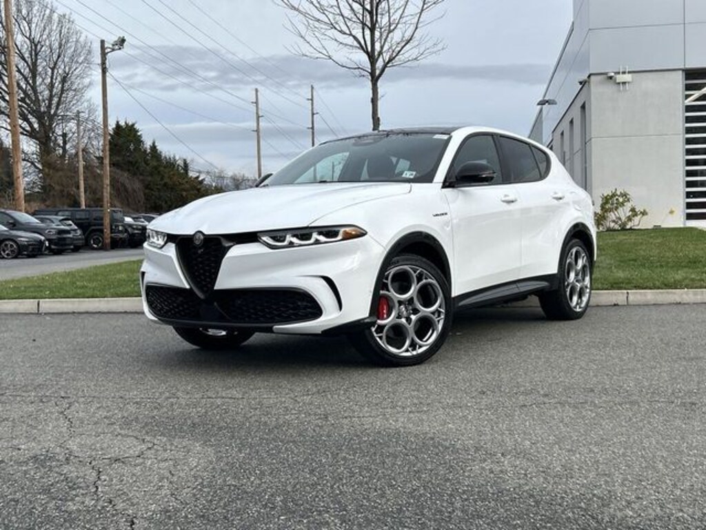Used 2024 Alfa Romeo Tonale Veloce SUV