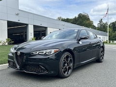 2025 Alfa Romeo Giulia INTENSA AWD Sedan