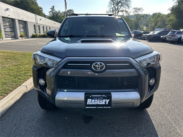 2020 Toyota 4Runner TRD Off-Road photo 3