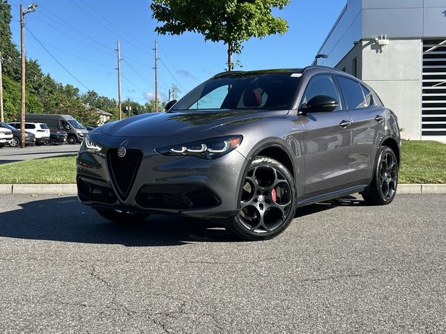 2024 Alfa Romeo Stelvio Veloce AWD's photo