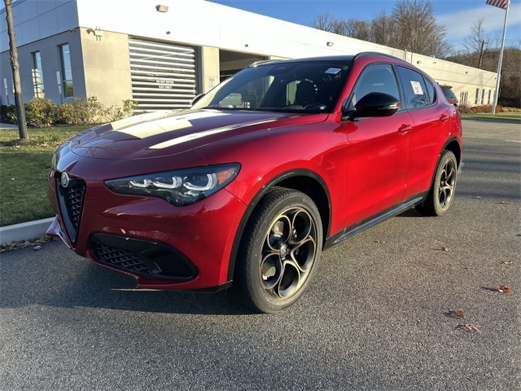 New 2025 Alfa Romeo Stelvio INTENSA AWD Sport Utility