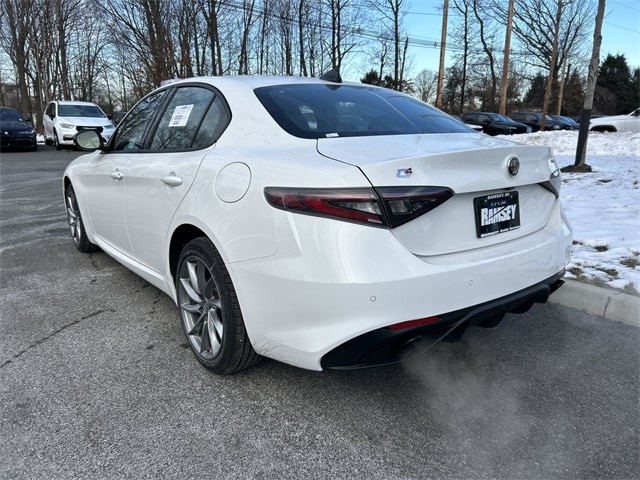 2026 Alfa Romeo Giulia Base - Photo 6