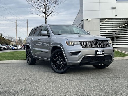2021 Jeep Grand Cherokee Laredo SUV DYNAMIC_PREF_LABEL_INVENTORY_FEATURED_USED_INVENTORY_FEATURED1_ALTATTRIBUTEAFTER