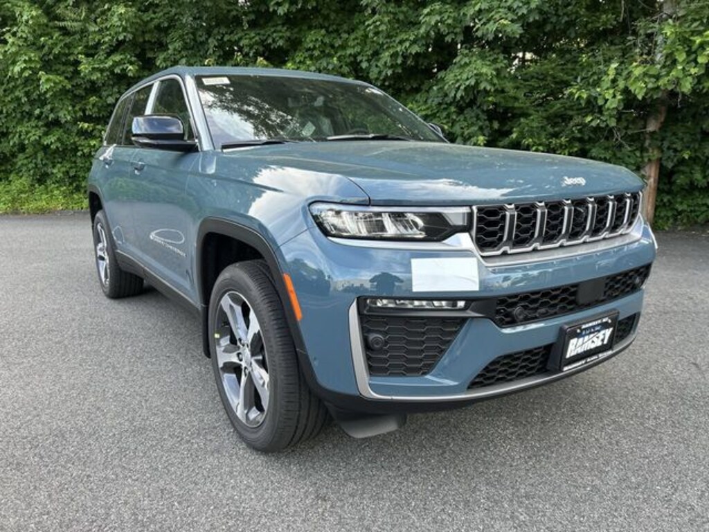 New 2026 Jeep Grand Cherokee LIMITED 4X4 Sport Utility
