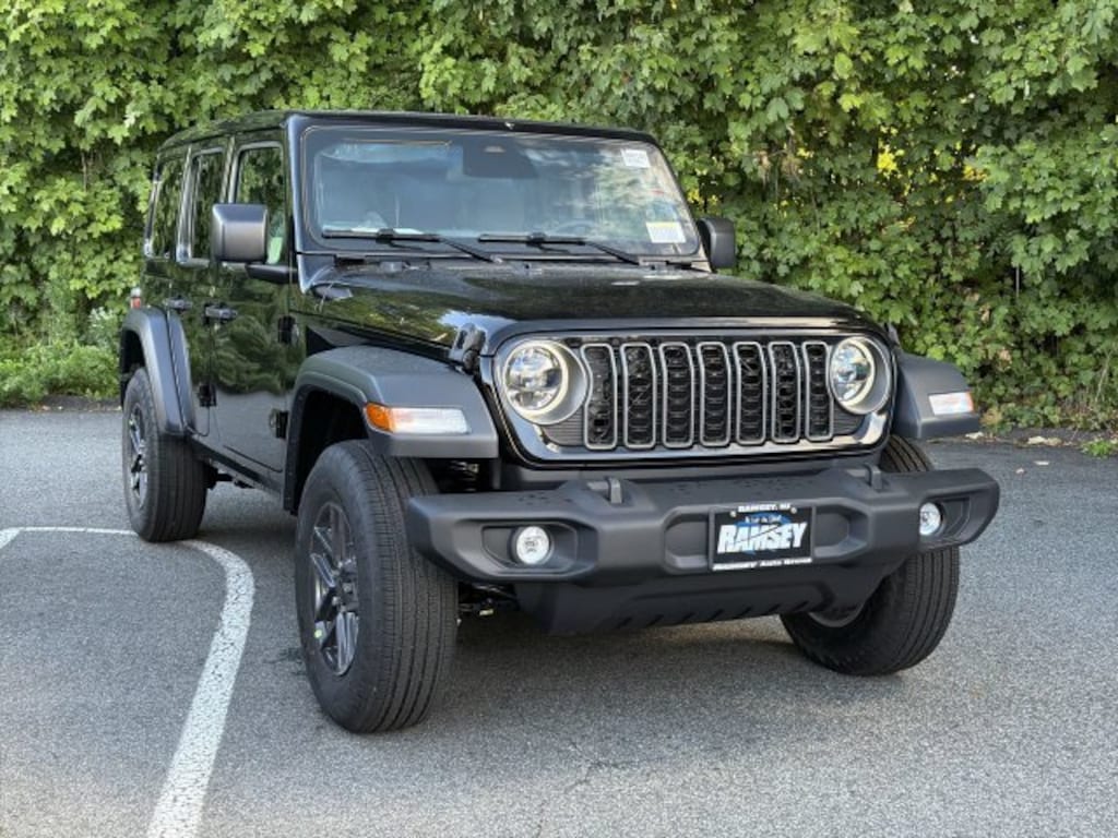New 2027 Jeep Wrangler 4-DOOR SPORT S Sport Utility