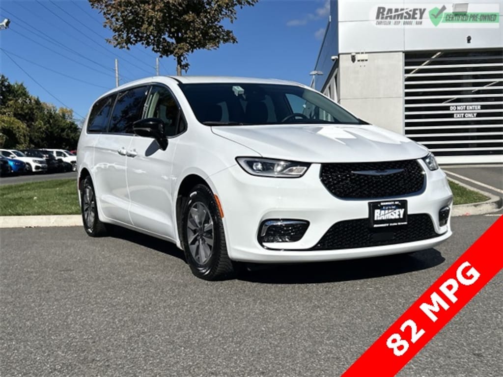 Certified 2024 Chrysler Pacifica Plug-In Hybrid Select Van Passenger Van